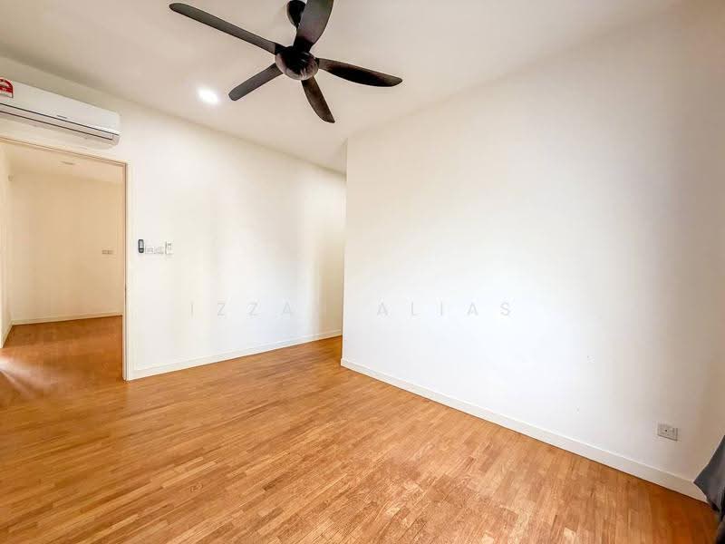 Rumah Berkembar untuk Dijual di Taman Bukit Palma (Kajang) - Izzah Alias - Interior - PropertyGuru.com.my