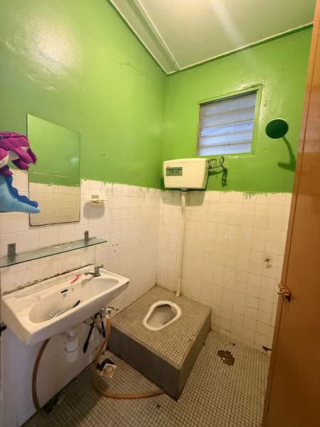 Rumah Teres 1-Tingkat untuk Dijual di Taman Samudera Timur (Binjai) - Izzah Alias - Bathroom - PropertyGuru.com.my