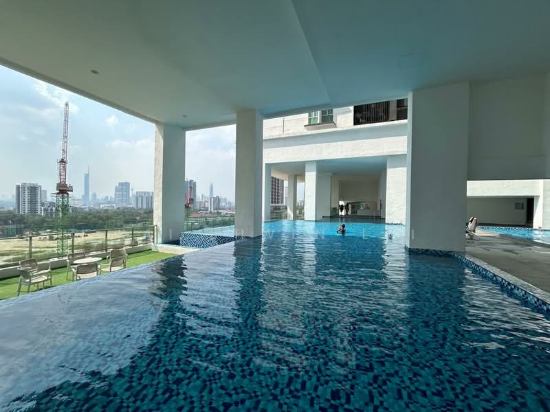 Kondominium untuk Dijual di Anggun Lumayan - Kai Shwen Lai - Pool - PropertyGuru.com.my