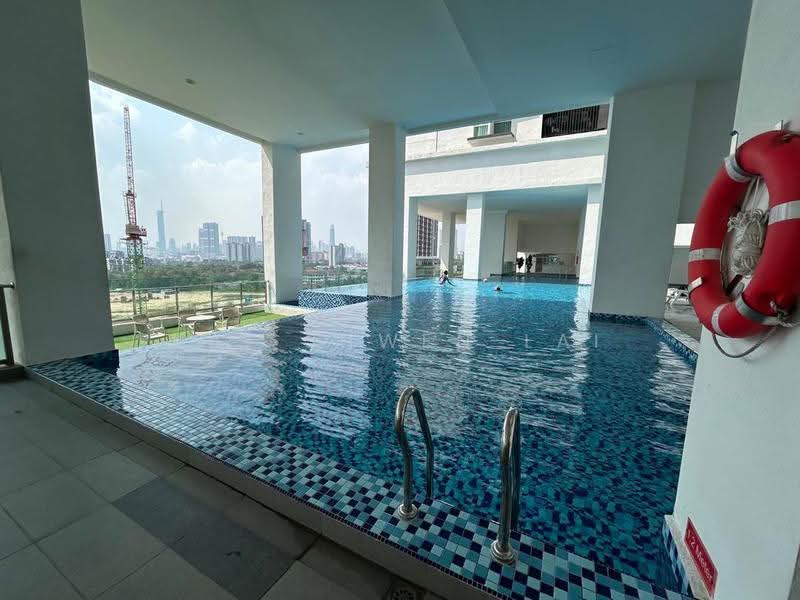 Kondominium untuk Dijual di Anggun Lumayan - Kai Shwen Lai - Pool - PropertyGuru.com.my