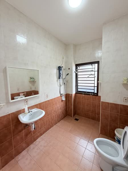Rumah Teres 2-Tingkat untuk Dijual di Johor Bahru (Johor) - Tan Kai Lun - Bathroom - PropertyGuru.com.my