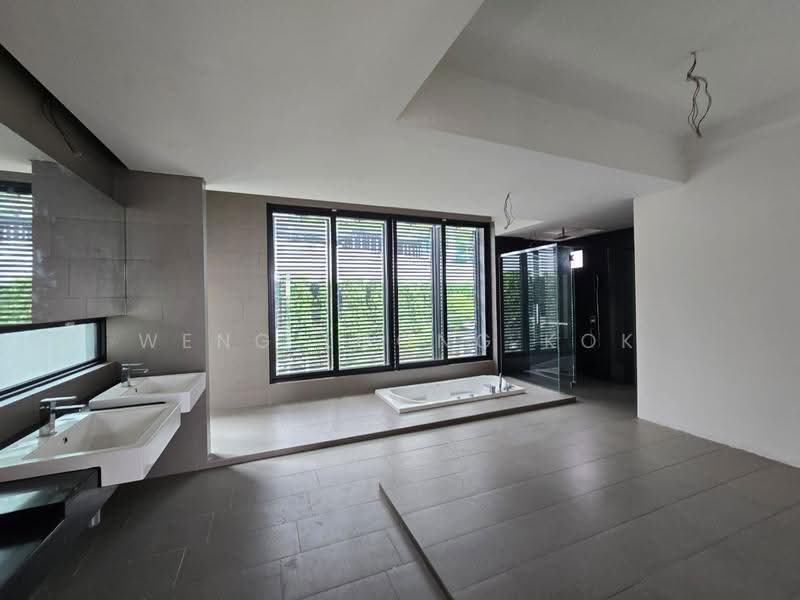 Rumah Banglo untuk Disewa di Taman Danau Desa (Taman Desa) - Weng Loong Kok - Bathroom - PropertyGuru.com.my