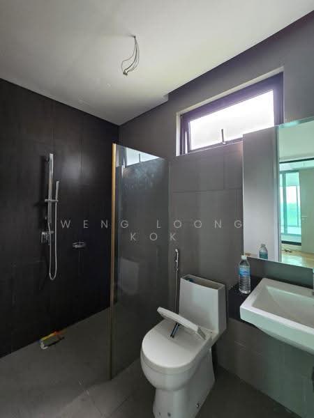 Rumah Banglo untuk Disewa di Taman Danau Desa (Taman Desa) - Weng Loong Kok - Bathroom - PropertyGuru.com.my