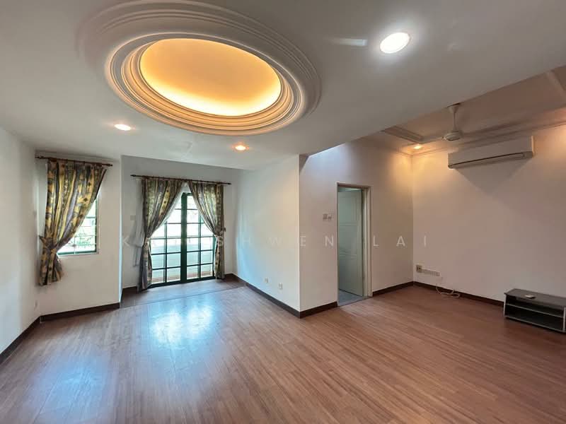 2-storey Terraced House for Sale in Bukit Jelutong (Shah Alam) - Kai Shwen Lai - Living Room - PropertyGuru.com.my