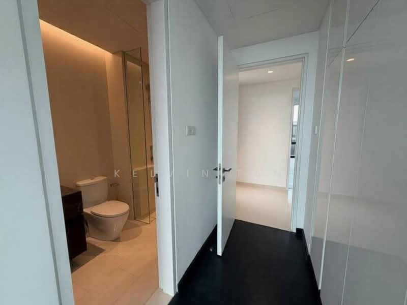 Service Residence for Sale at Crown Residences @ Pavilion Damansara Heights - Kelvin Tan - Bathroom - PropertyGuru.com.my