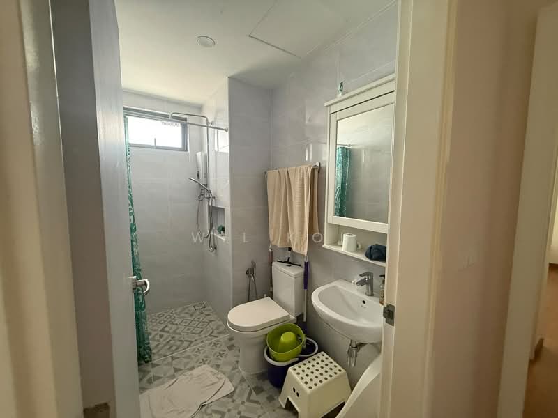 Kediaman Servis untuk Disewa di Akasa - Wil Koh - Bathroom - PropertyGuru.com.my