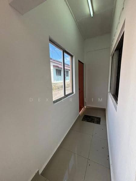 Rumah Teres 1-Tingkat untuk Dijual di Pasir Gudang (Johor) - Dexter Lim - Corridor - PropertyGuru.com.my