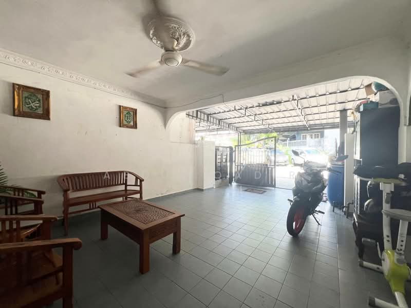 2-storey Terraced House for Sale in Pjs 4 (Petaling Jaya) - Abdul Qadir - PropertyGuru.com.my