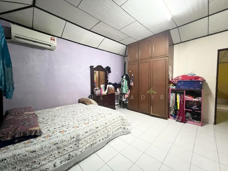 2-storey Terraced House for Sale in Pjs 4 (Petaling Jaya) - Abdul Qadir - PropertyGuru.com.my