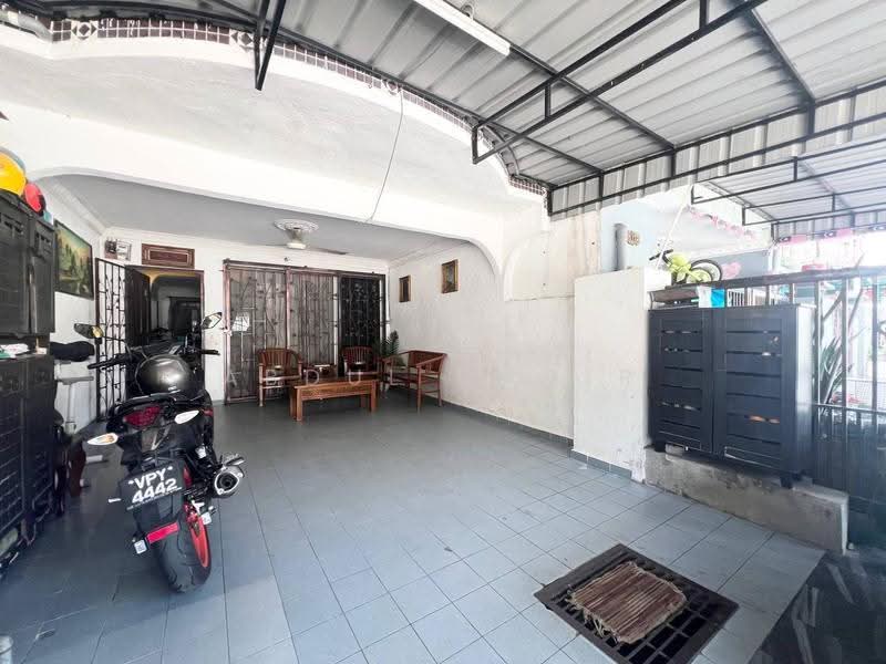 2-storey Terraced House for Sale in Pjs 4 (Petaling Jaya) - Abdul Qadir - PropertyGuru.com.my