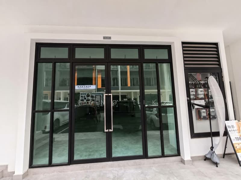 Kedai untuk Disewa di Taman Pelangi (Johor Bahru) - Fong Lik - Exterior - PropertyGuru.com.my