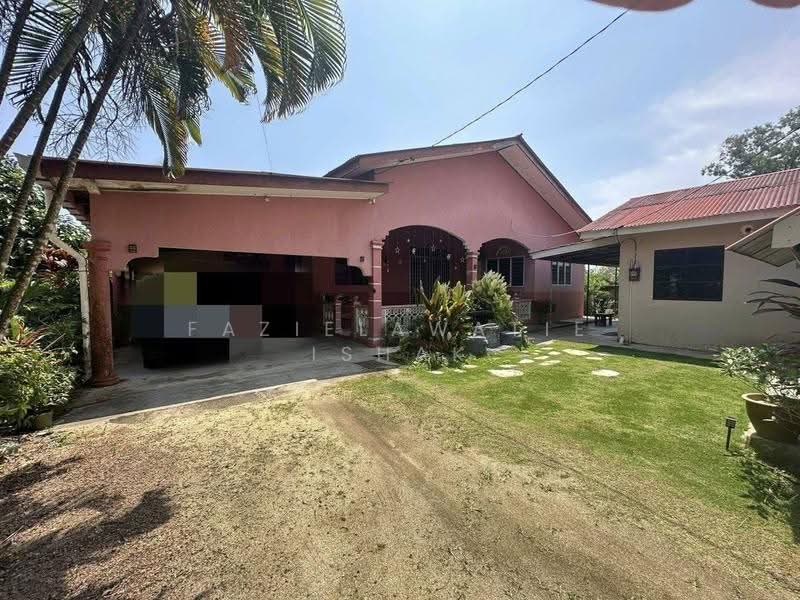 Bungalow House untuk Dijual di Kuala Paka (Terengganu) - Fazielawatie Ishak - Exterior - PropertyGuru.com.my