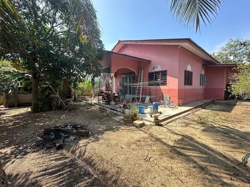 Bungalow House untuk Dijual di Kuala Paka (Terengganu) - Fazielawatie Ishak - Exterior - PropertyGuru.com.my