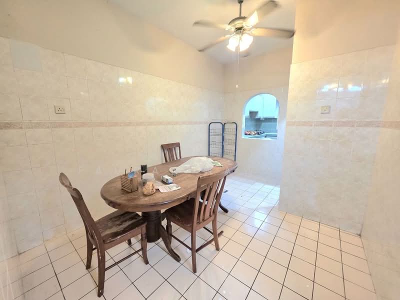 Rumah Teres 2-Tingkat untuk Dijual di Seksyen 13 (Shah Alam) - Fauran Nawawi - PropertyGuru.com.my