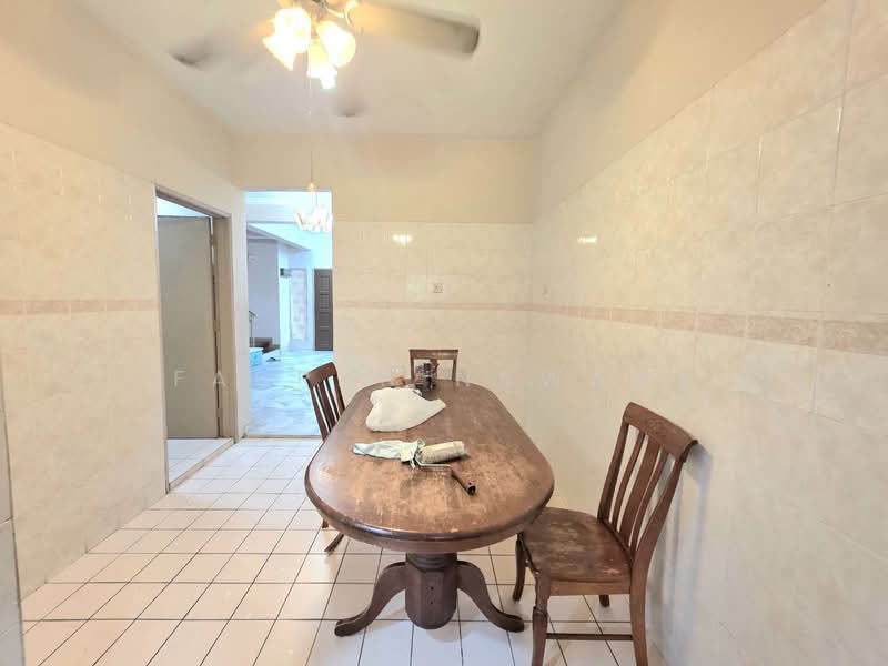 Rumah Teres 2-Tingkat untuk Dijual di Seksyen 13 (Shah Alam) - Fauran Nawawi - PropertyGuru.com.my