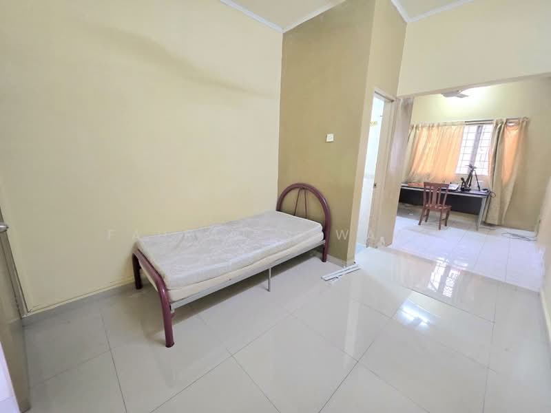 Rumah Teres 2-Tingkat untuk Dijual di Seksyen 13 (Shah Alam) - Fauran Nawawi - PropertyGuru.com.my