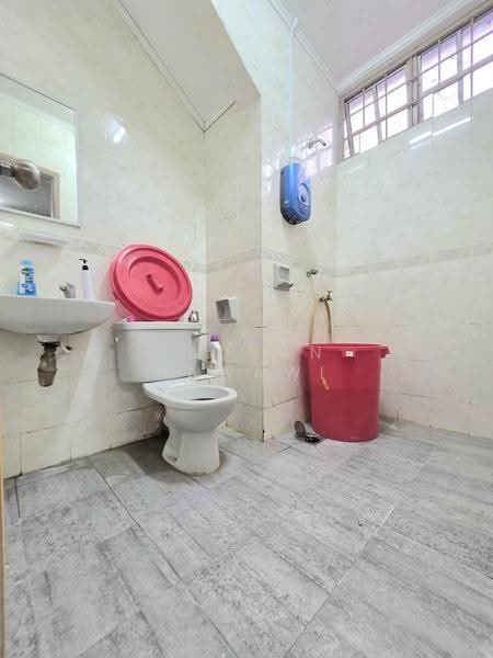Rumah Teres 2-Tingkat untuk Dijual di Seksyen 13 (Shah Alam) - Fauran Nawawi - PropertyGuru.com.my