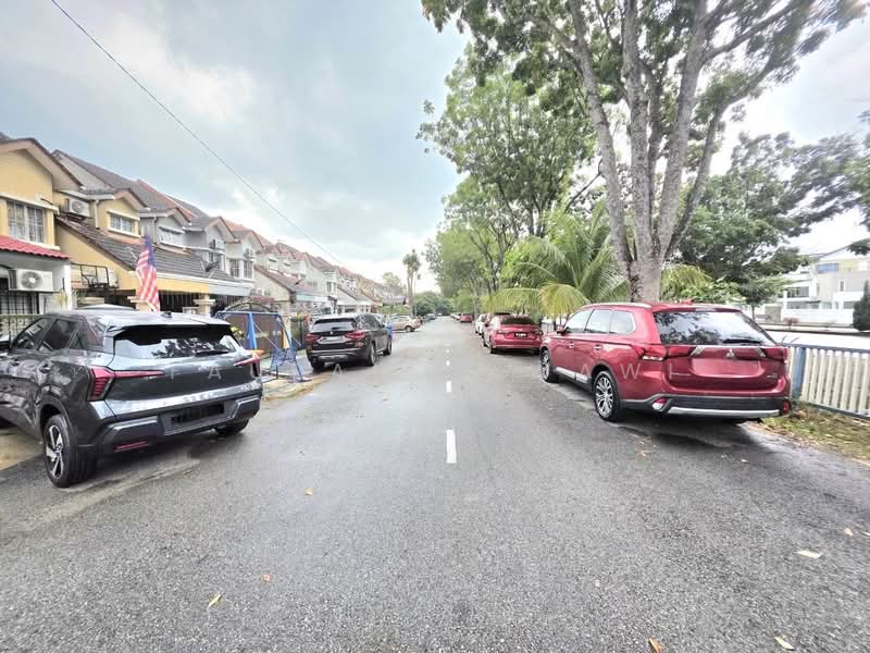 Rumah Teres 2-Tingkat untuk Dijual di Seksyen 13 (Shah Alam) - Fauran Nawawi - PropertyGuru.com.my