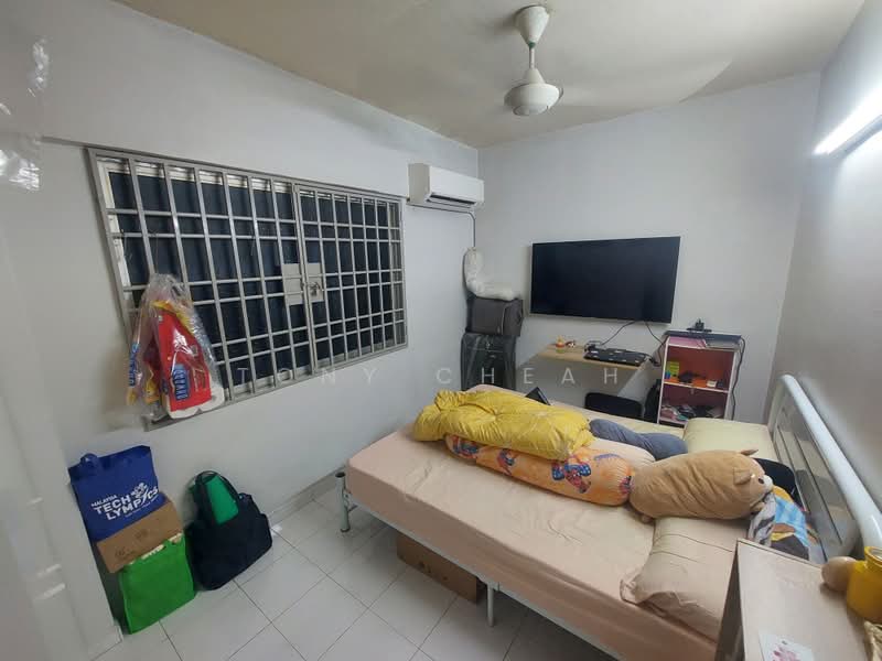 Apartment for Sale at Sri Ivori Apartment - Tony Cheah - Bedroom - PropertyGuru.com.my