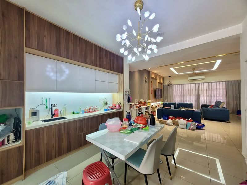 2-storey Terraced House for Sale in Semenyih (Selangor) - Saiful Bahri Abdul Manan - Kitchen - PropertyGuru.com.my