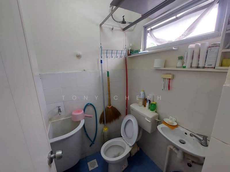 Apartment for Sale at Sri Ivori Apartment - Tony Cheah - Bathroom - PropertyGuru.com.my