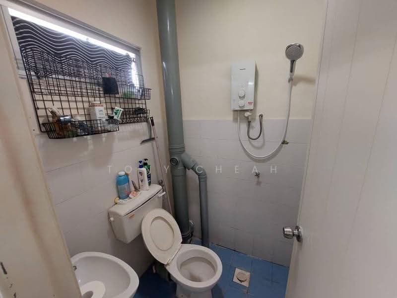 Apartment for Sale at Sri Ivori Apartment - Tony Cheah - Bathroom - PropertyGuru.com.my