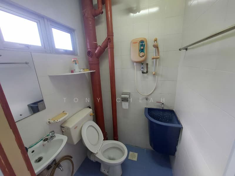 Apartment for Sale at Sri Ivori Apartment - Tony Cheah - Bathroom - PropertyGuru.com.my