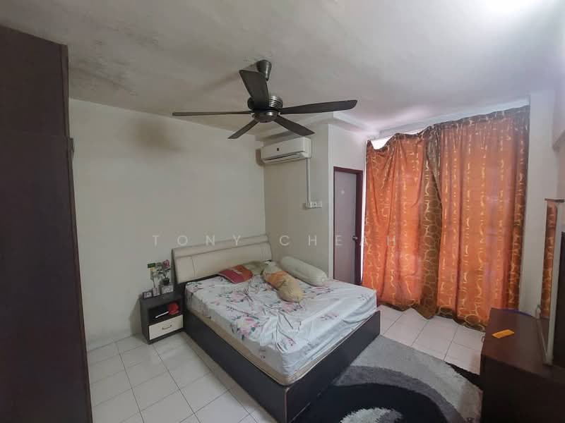 Apartment for Sale at Sri Impian Apartment - Tony Cheah - Bedroom - PropertyGuru.com.my