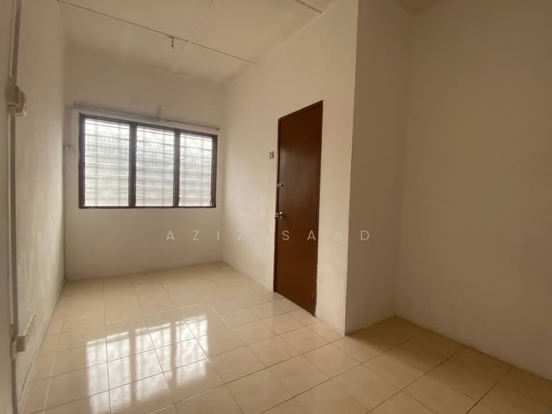 Rumah Teres 2-Tingkat untuk Disewa di Subang Bestari (Shah Alam) - Aziz Saad - Interior - PropertyGuru.com.my