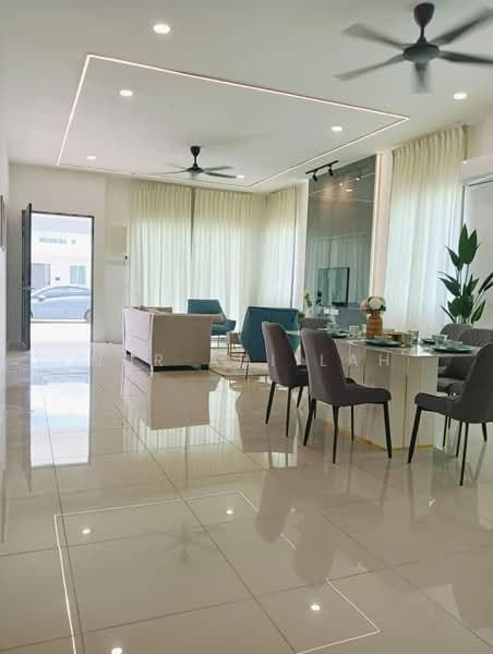 Bungalow House for Sale in Rumah Banglo Setingkat di Kuala Ketil (Kuala Ketil) - Nur Adiilah - Living Room - PropertyGuru.com.my