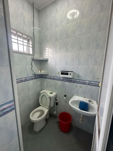 2-storey Terraced House for Sale in Taman Mutiara (Pontian) - Arshad . - Bathroom - PropertyGuru.com.my