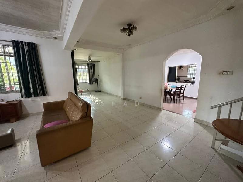 2-storey Terraced House for Sale in Taman Mutiara (Pontian) - Arshad . - Living Room - PropertyGuru.com.my
