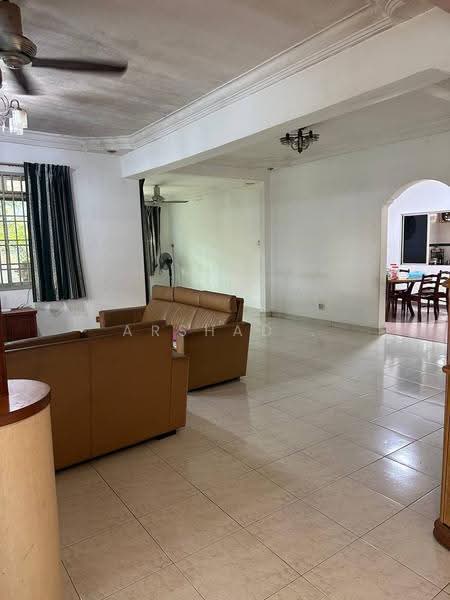 2-storey Terraced House for Sale in Taman Mutiara (Pontian) - Arshad . - Living Room - PropertyGuru.com.my