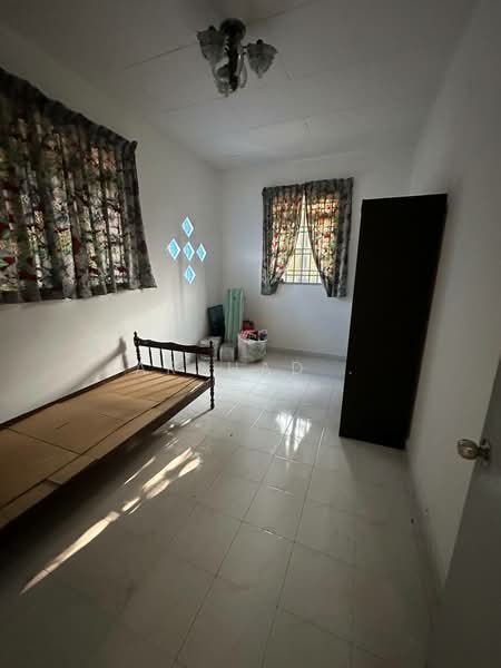 2-storey Terraced House for Sale in Taman Mutiara (Pontian) - Arshad . - Bedroom - PropertyGuru.com.my