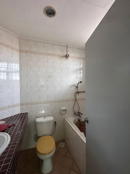2-storey Terraced House for Sale in Taman Mutiara (Pontian) - Arshad . - Bathroom - PropertyGuru.com.my