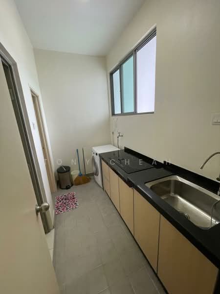 Condominium for Sale at All Seasons Park - Tony Cheah - Kitchen - PropertyGuru.com.my