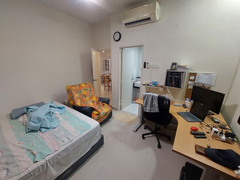 Condominium for Sale at All Seasons Park - Tony Cheah - Bedroom - PropertyGuru.com.my