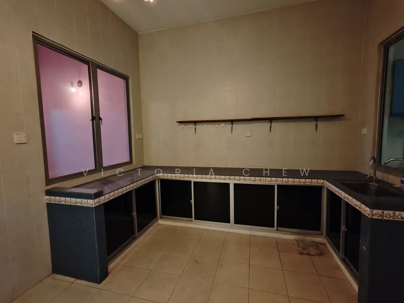 Rumah Teres 2-Tingkat untuk Dijual di Shah Alam (Selangor) - Victoria Chew - Kitchen - PropertyGuru.com.my
