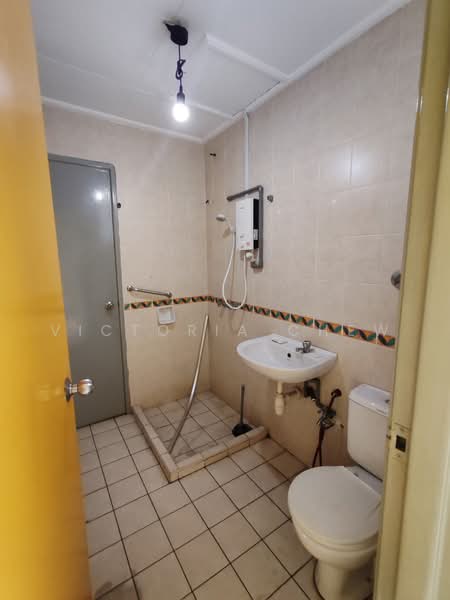 Rumah Teres 2-Tingkat untuk Dijual di Shah Alam (Selangor) - Victoria Chew - Bathroom - PropertyGuru.com.my