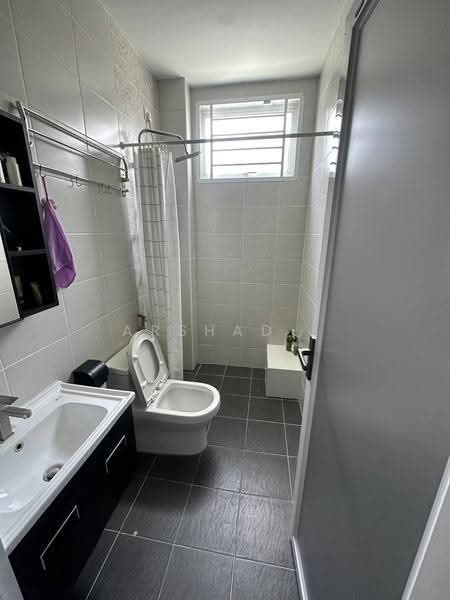 Bungalow House for Sale in Pontian (Johor) - Arshad . - Bathroom - PropertyGuru.com.my