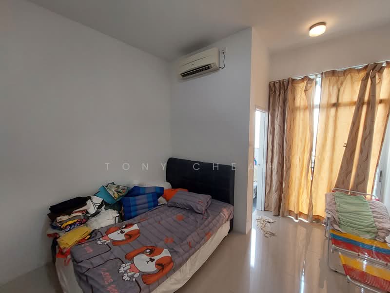 Kondominium untuk Dijual di Boulevard Condominium (BLVD) - Tony Cheah - Bedroom - PropertyGuru.com.my