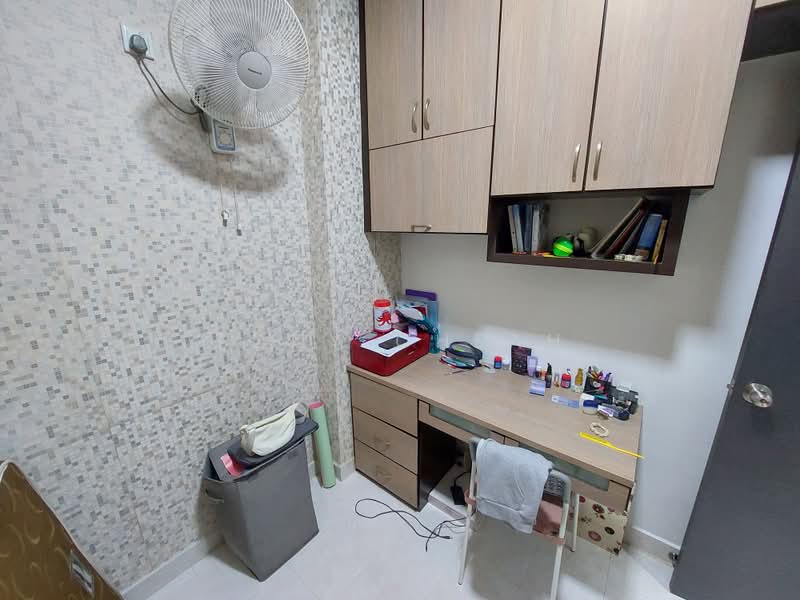 Pangsapuri untuk Dijual di Asia Heights - Tony Cheah - Study - PropertyGuru.com.my