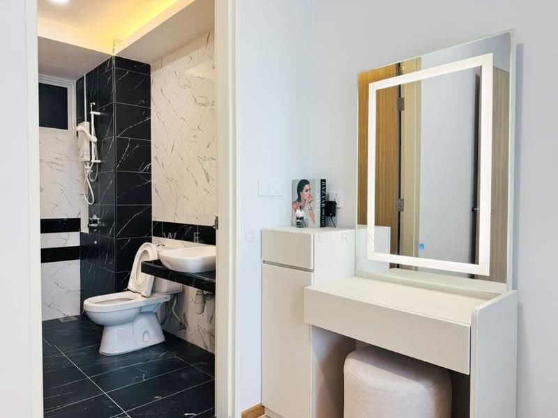 Condominium for Rent at QuayWest Residence - Weng Sern - Bathroom - PropertyGuru.com.my