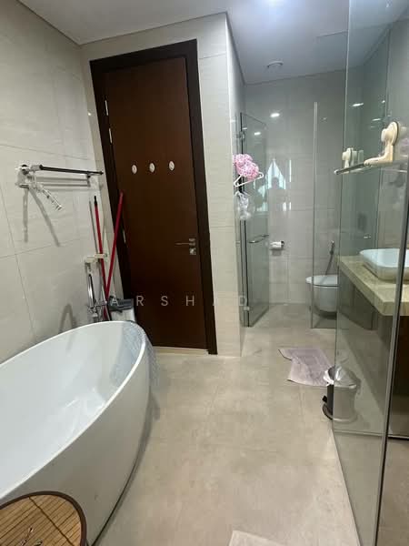Kediaman Servis untuk Dijual di Puteri Cove Residences - Arshad . - Bathroom - PropertyGuru.com.my