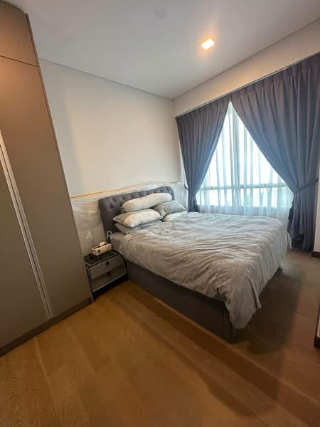 Kediaman Servis untuk Dijual di Puteri Cove Residences - Arshad . - Bedroom - PropertyGuru.com.my