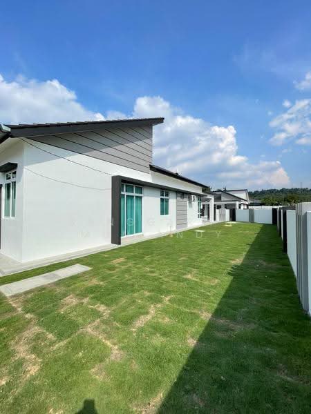Semi-Detached House for Sale in Rumah Berkembar Setingkat Di Kulim (Kulim) - Sanggaran Muniandy - Exterior - PropertyGuru.com.my