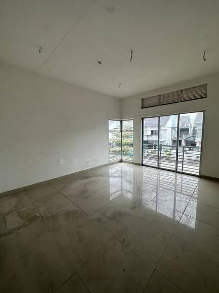 Rumah Kluster untuk Dijual di Taman Nusantara Prima (Gelang Patah) - Arshad . - Living Room - PropertyGuru.com.my