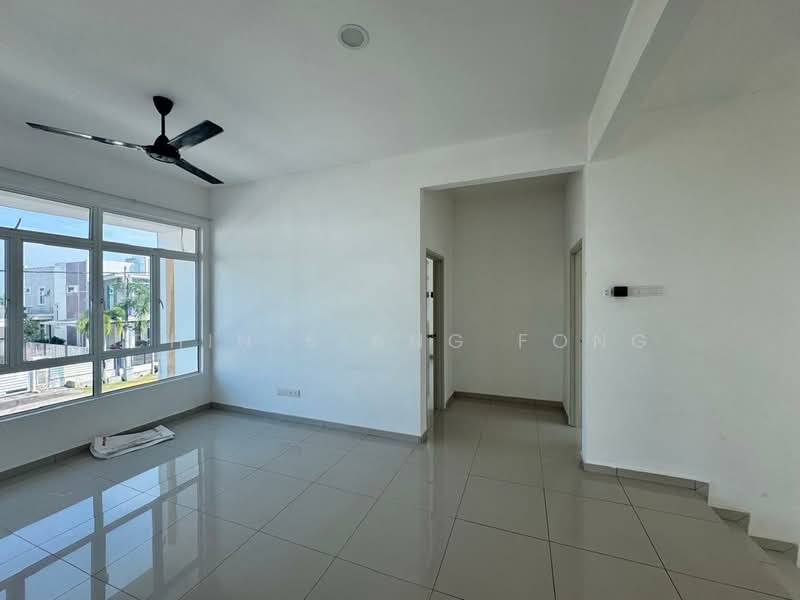 Bungalow House untuk Disewa di Paya Rumput (Melaka) - Chin Siang Fong - Living Room - PropertyGuru.com.my