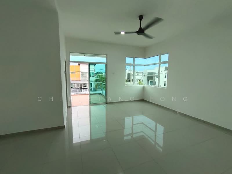 Bungalow House untuk Disewa di Paya Rumput (Melaka) - Chin Siang Fong - Living Room - PropertyGuru.com.my