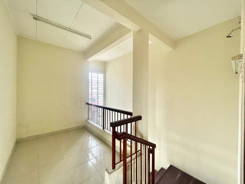 2-storey Terraced House for Sale in Bandar Seri Putra (Bangi) - Ahmad Fadlee - PropertyGuru.com.my